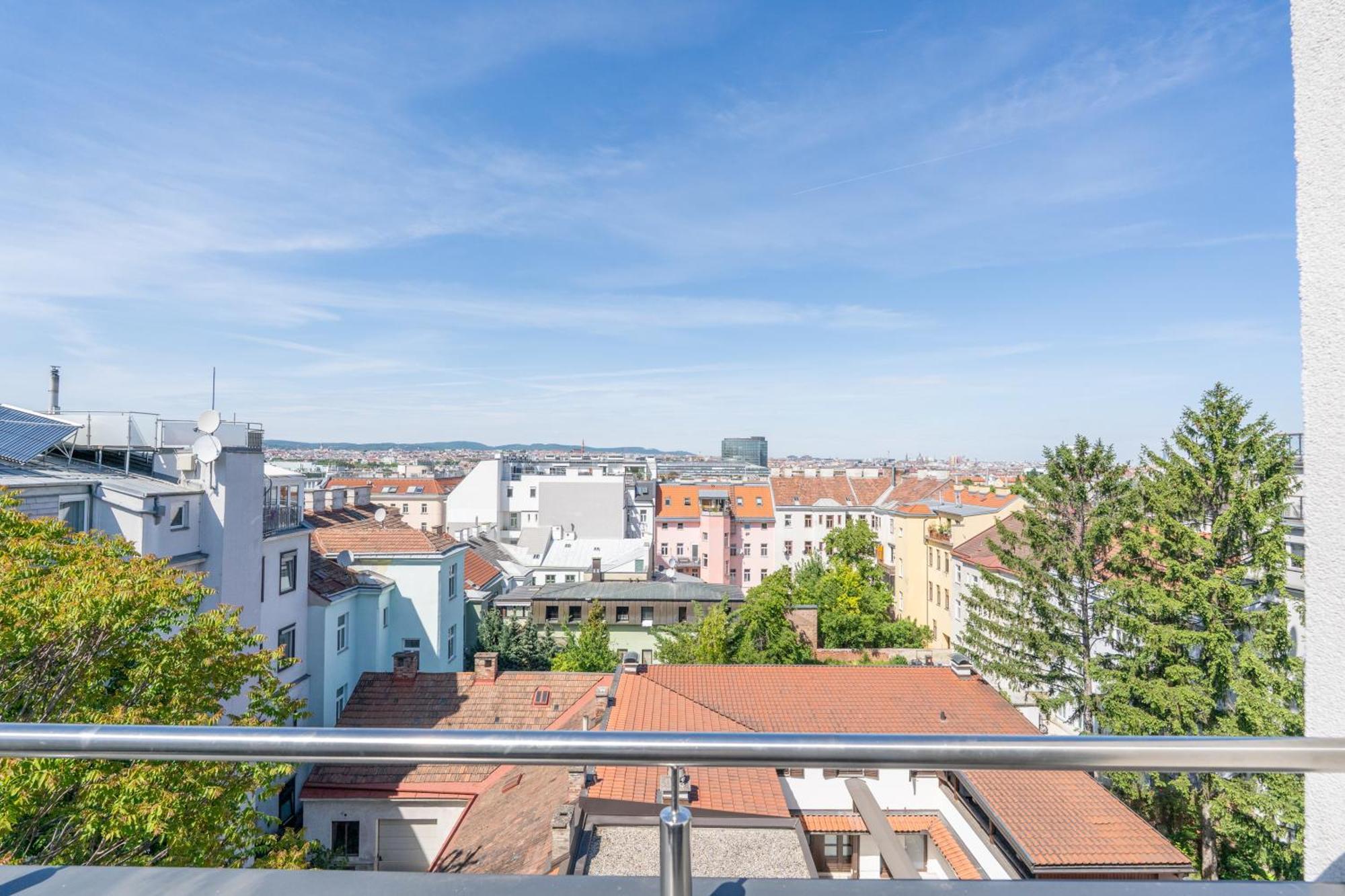 Schoenbrunn Apartment *